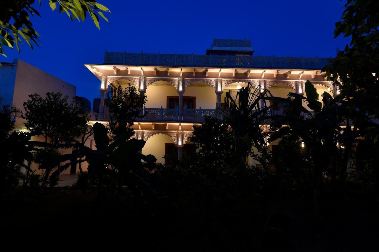 Hotel Sunbird Bharatpur Esterno foto