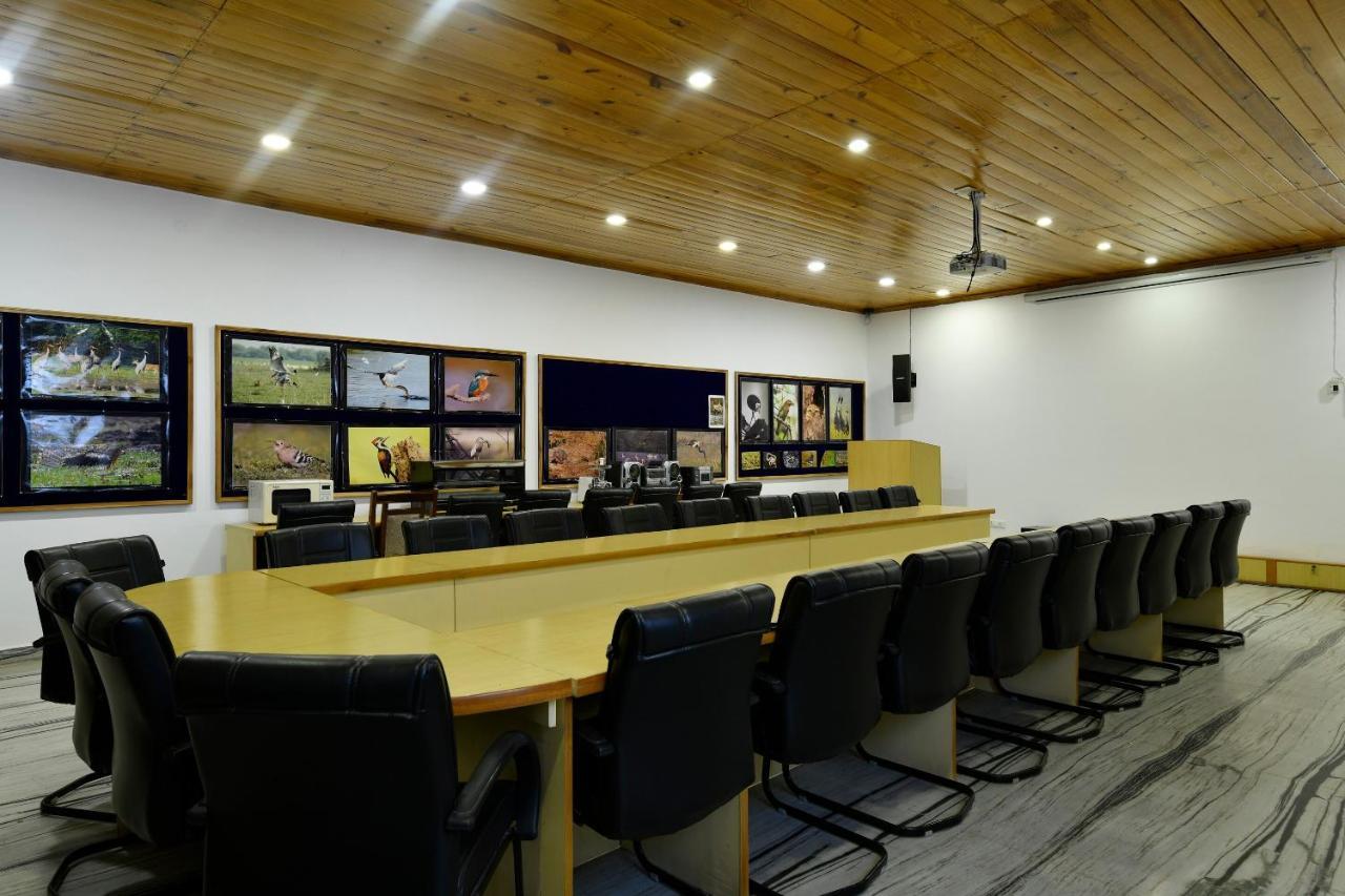 Hotel Sunbird Bharatpur Esterno foto