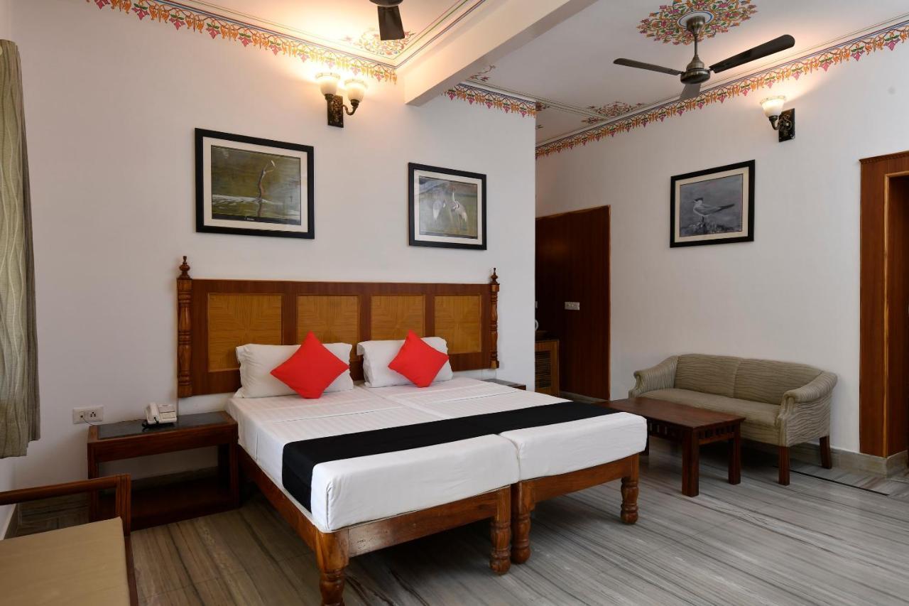 Hotel Sunbird Bharatpur Esterno foto